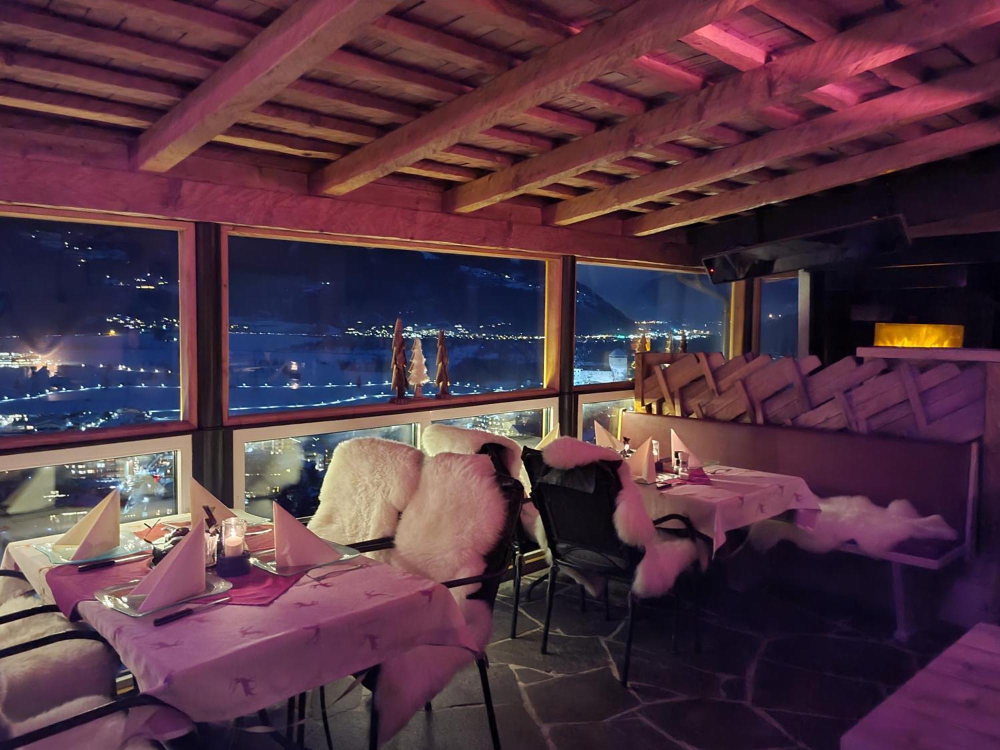 Panorama Hotel Guggenbichl - Inkl Sommerkarte, Einmaliger Eintritt Ins Tauern Spa & Bester Ausblick Ueber 卡普伦 外观 照片